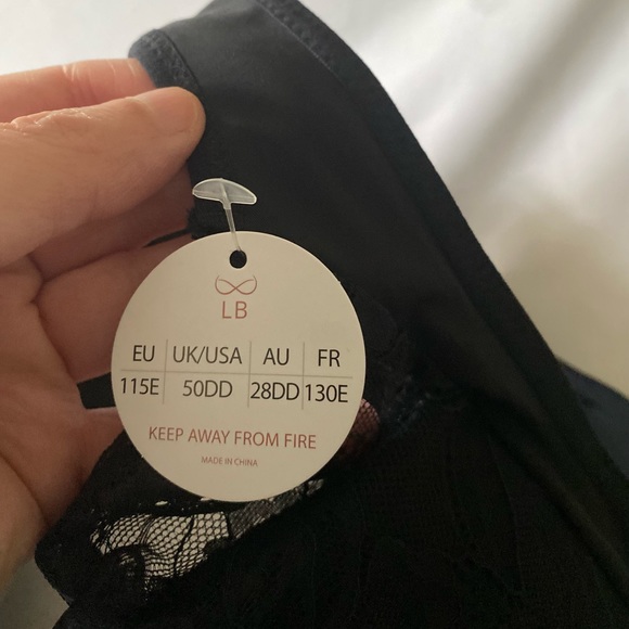 Lacy Bra Lucy Breeze Back Smoothing Bra Black Size 50 DD NWT Beautiful - Picture 4 of 6